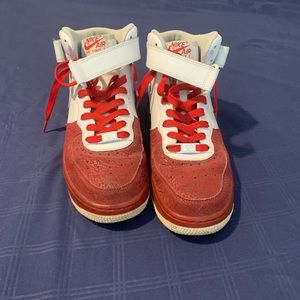 Nike Air Force 1